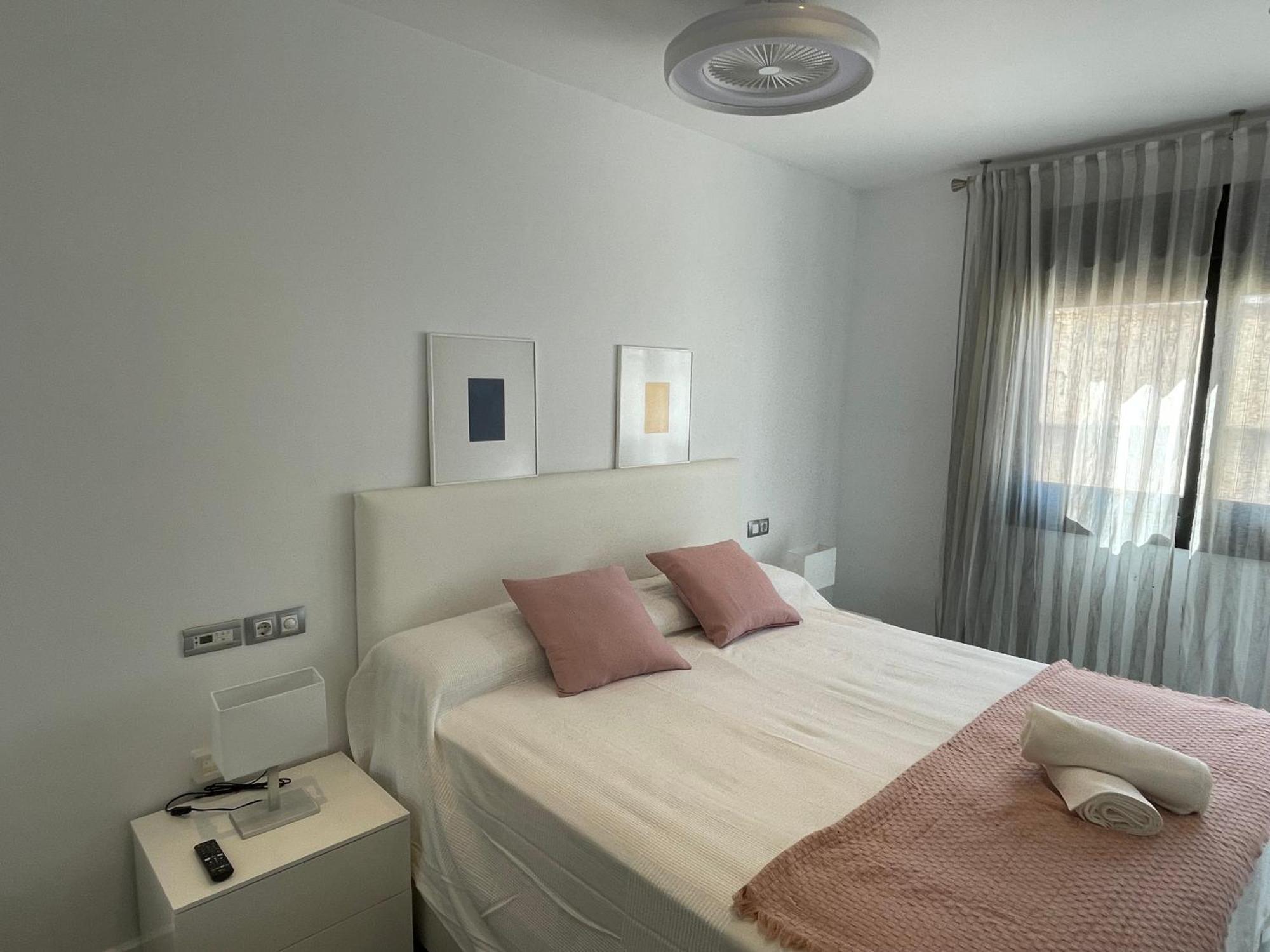 Moderno Apartamento Con Plaza De Garaje En Pleno Centro De アルメリア エクステリア 写真