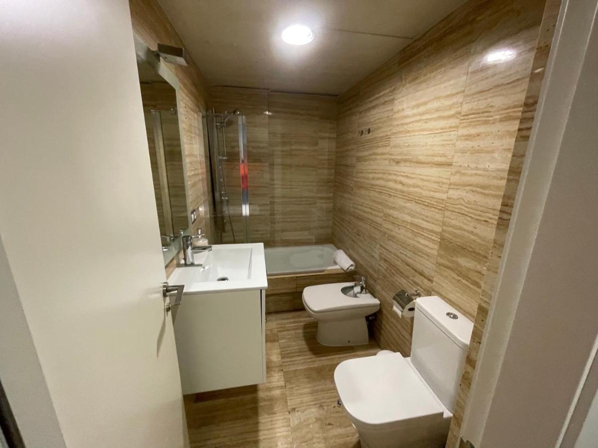 Moderno Apartamento Con Plaza De Garaje En Pleno Centro De アルメリア エクステリア 写真